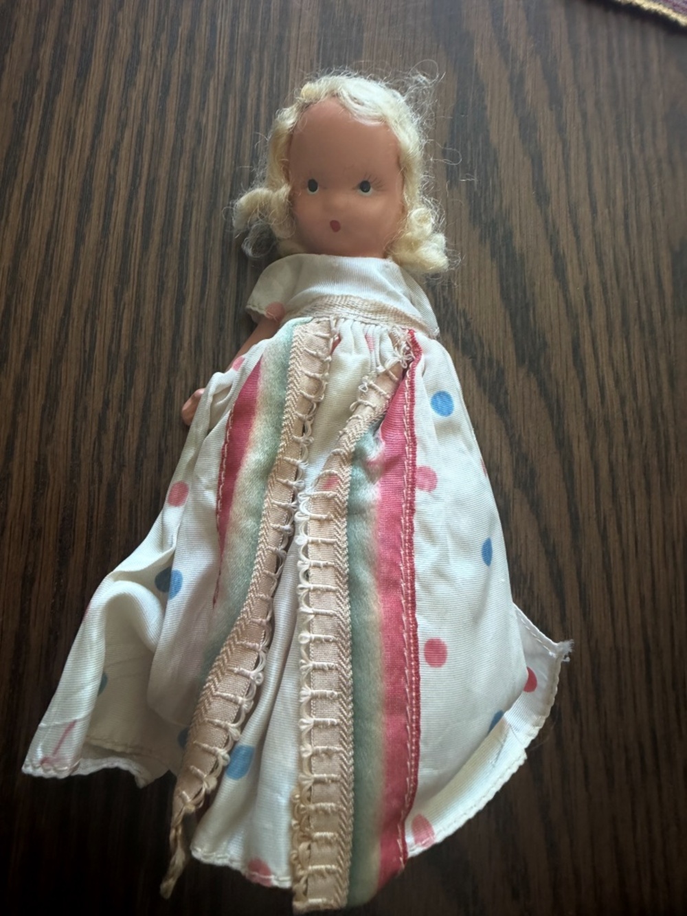 Vintage Nancy Ann Storybook Doll.